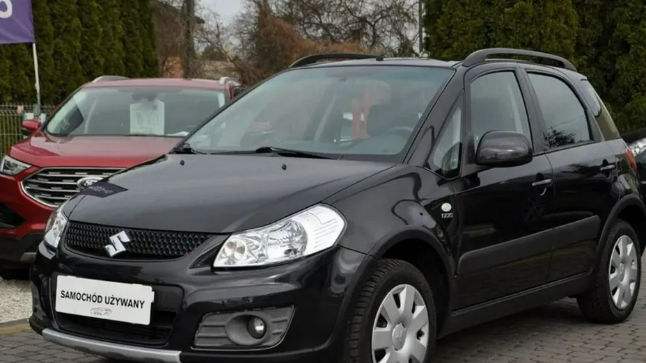 SUZUKI SX4 -