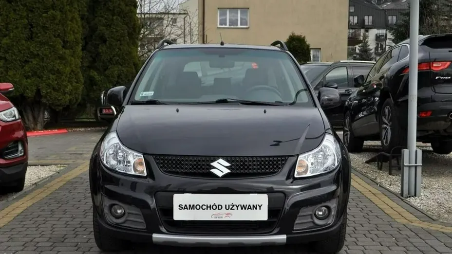 SUZUKI SX4 -