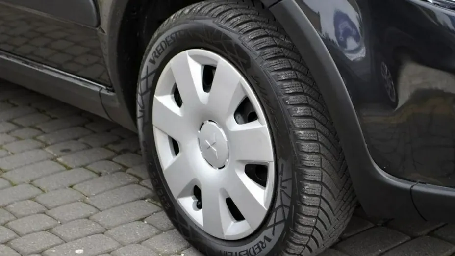 SUZUKI SX4 -