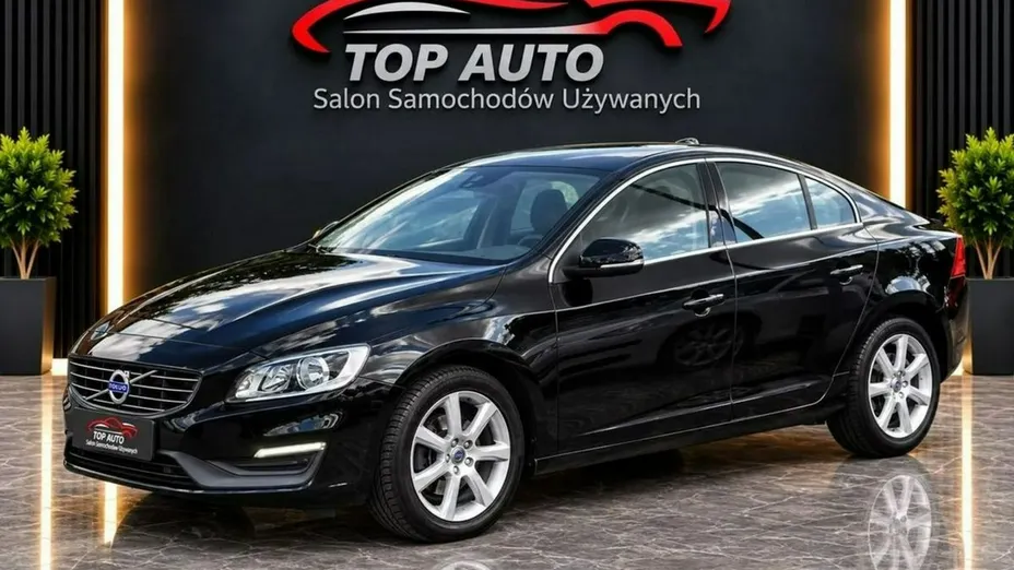 VOLVO S60 -
