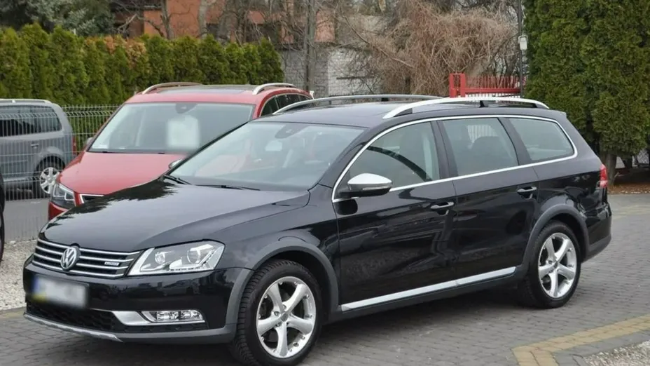 VOLKSWAGEN Passat -