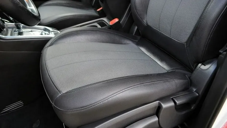 OPEL Antara -