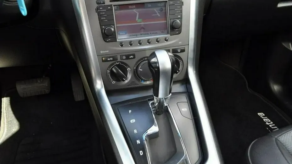 OPEL Antara -