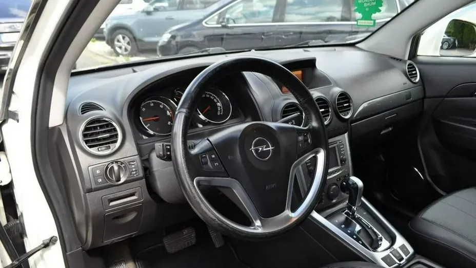 OPEL Antara -