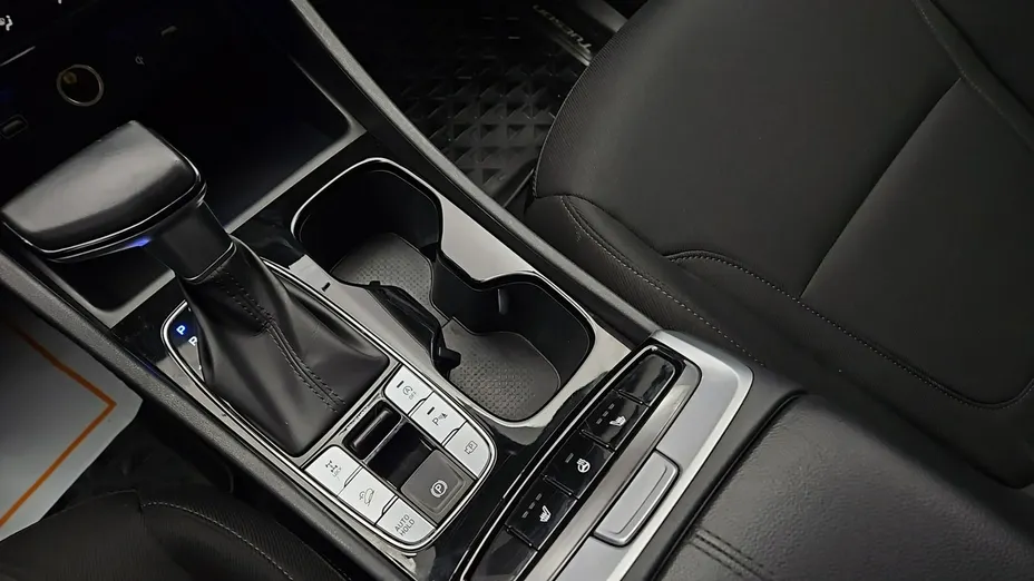 HYUNDAI Tucson -