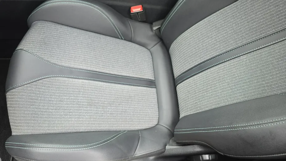 PEUGEOT 3008 -