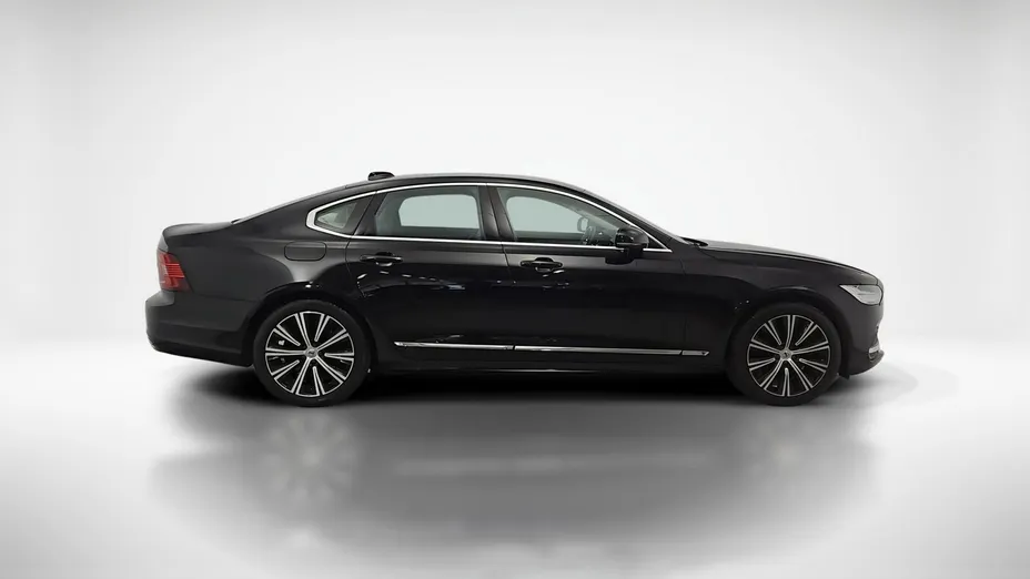 VOLVO S90 -