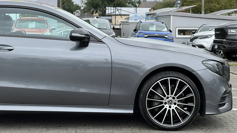 MERCEDES-BENZ E Klasa -