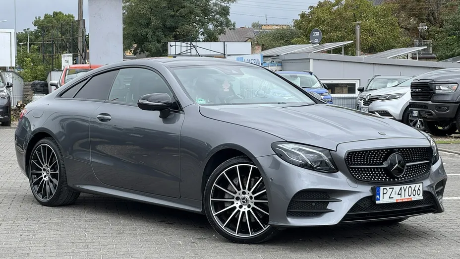 MERCEDES-BENZ E Klasa -