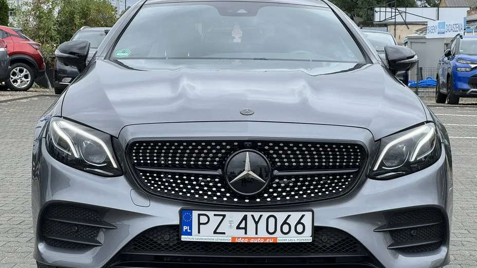 MERCEDES-BENZ E Klasa -