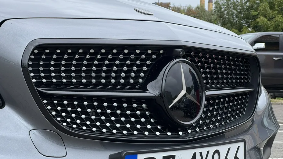 MERCEDES-BENZ E Klasa -