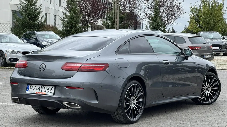 MERCEDES-BENZ E Klasa -