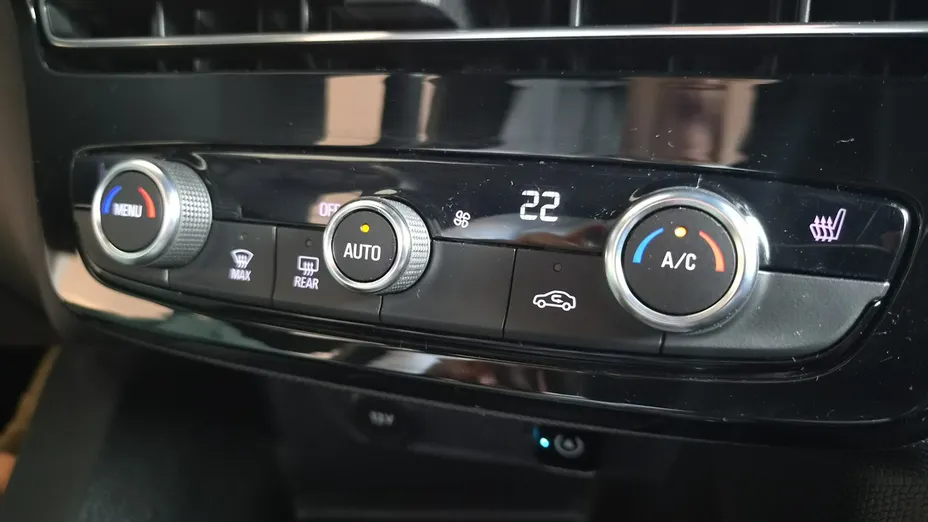 OPEL Mokka -