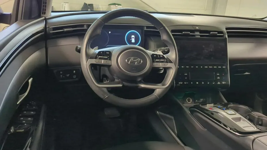 HYUNDAI Tucson -