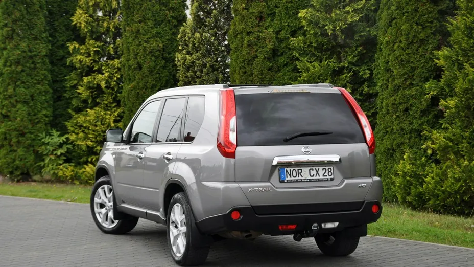 NISSAN X-Trail -