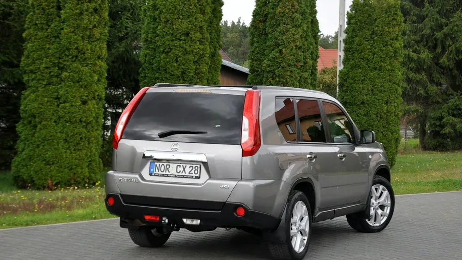 NISSAN X-Trail -