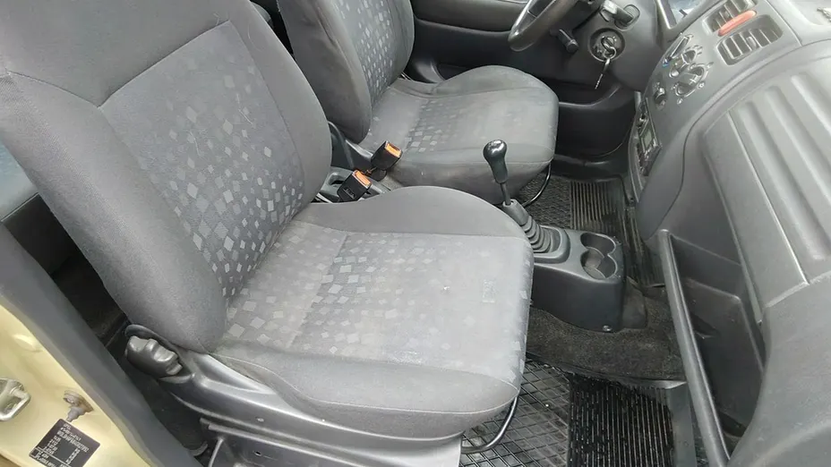 OPEL Agila -