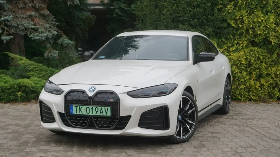 BMW i4 -
