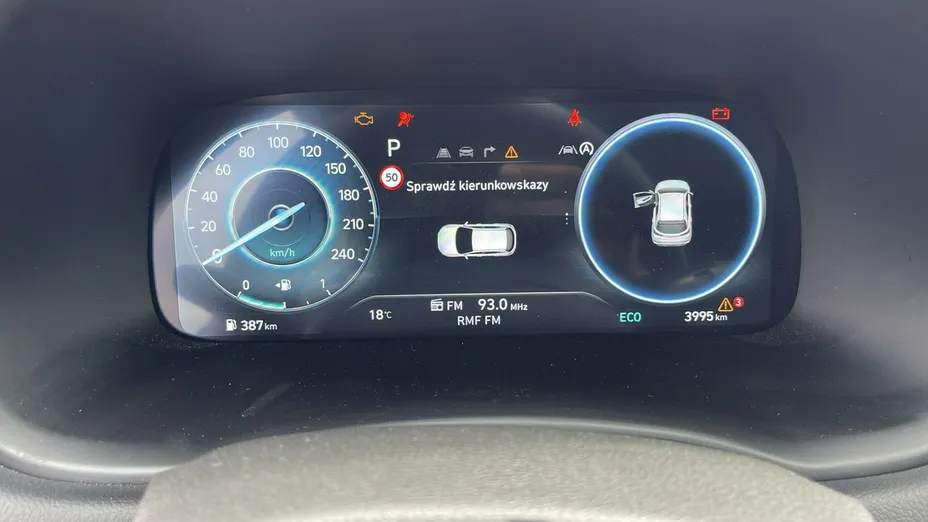 HYUNDAI i30 -