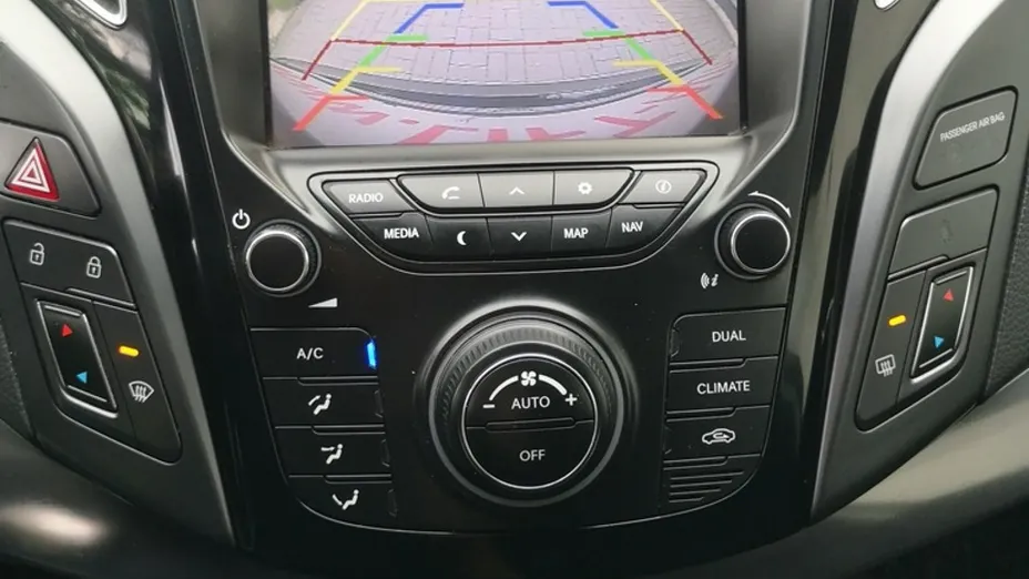 HYUNDAI i40 -