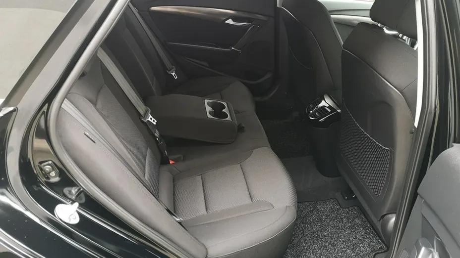 HYUNDAI i40 -