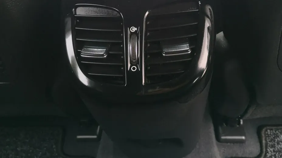 HYUNDAI i40 -
