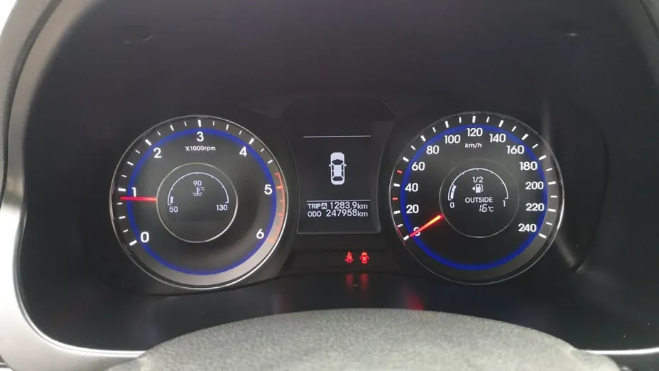 HYUNDAI i40 -