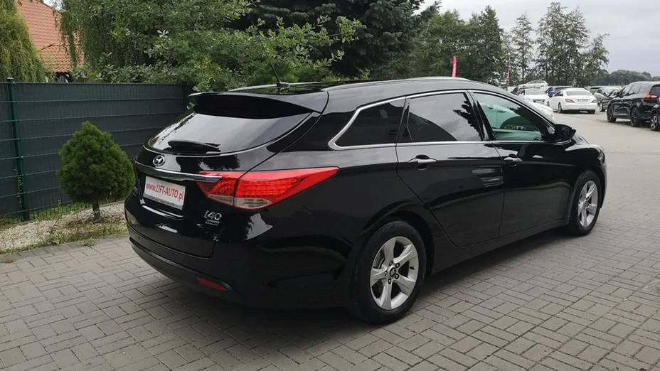 HYUNDAI i40 -
