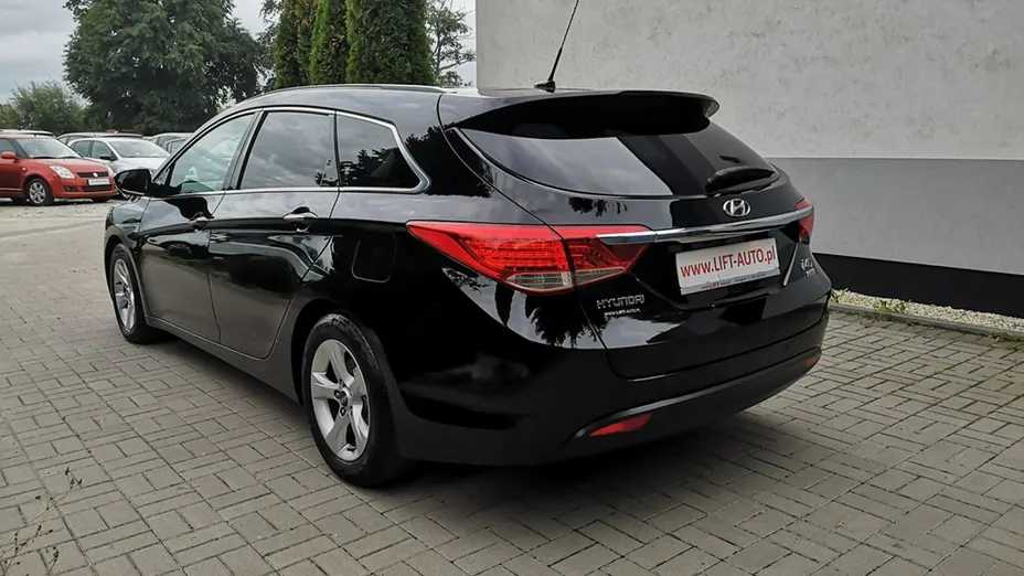 HYUNDAI i40 -
