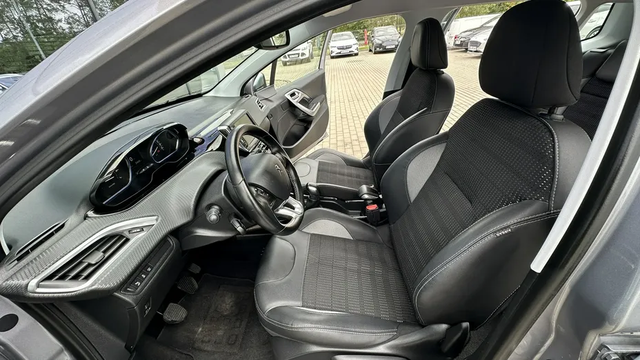 PEUGEOT 2008 -