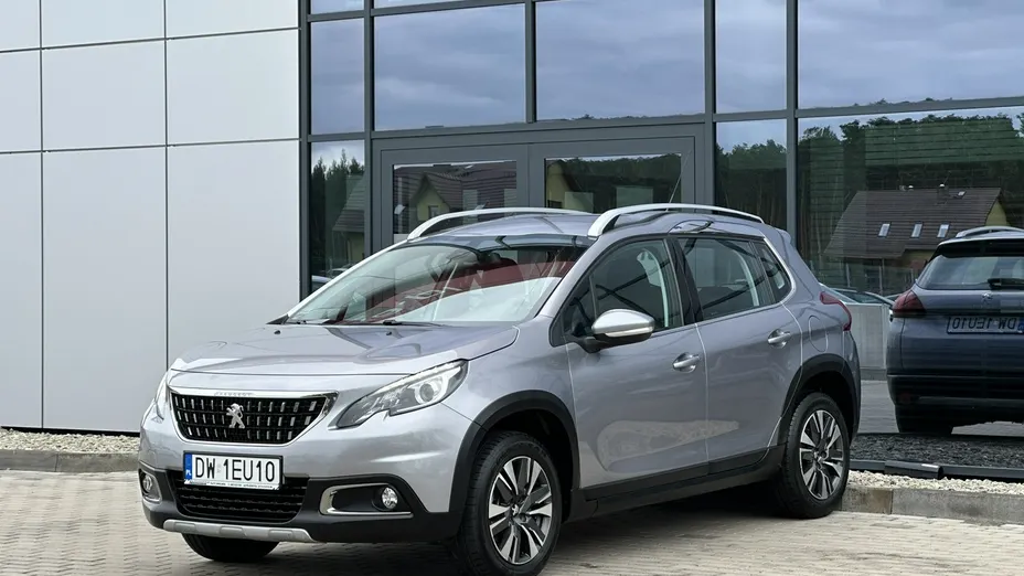 PEUGEOT 2008 -