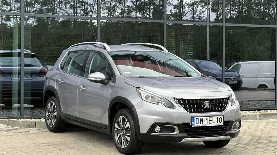 PEUGEOT 2008 -