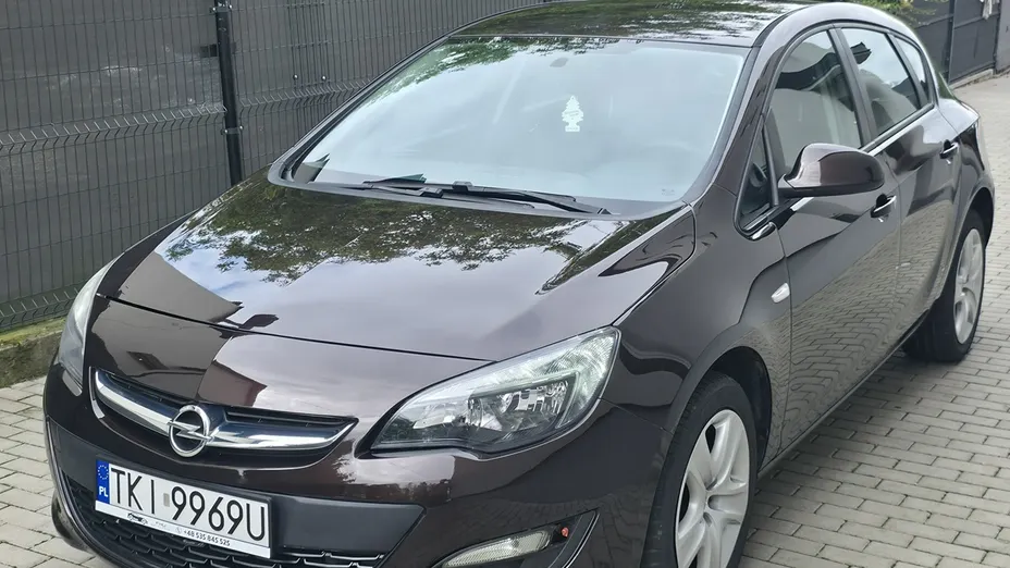 OPEL Astra -