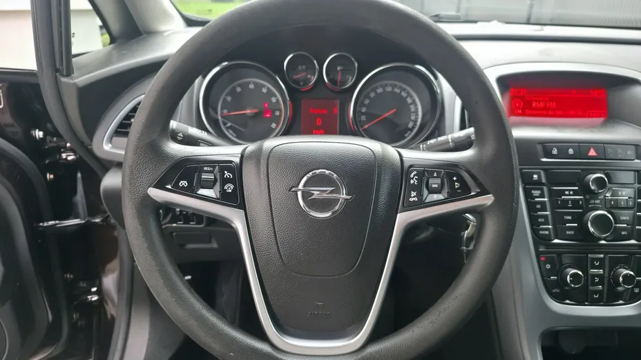 OPEL Astra -