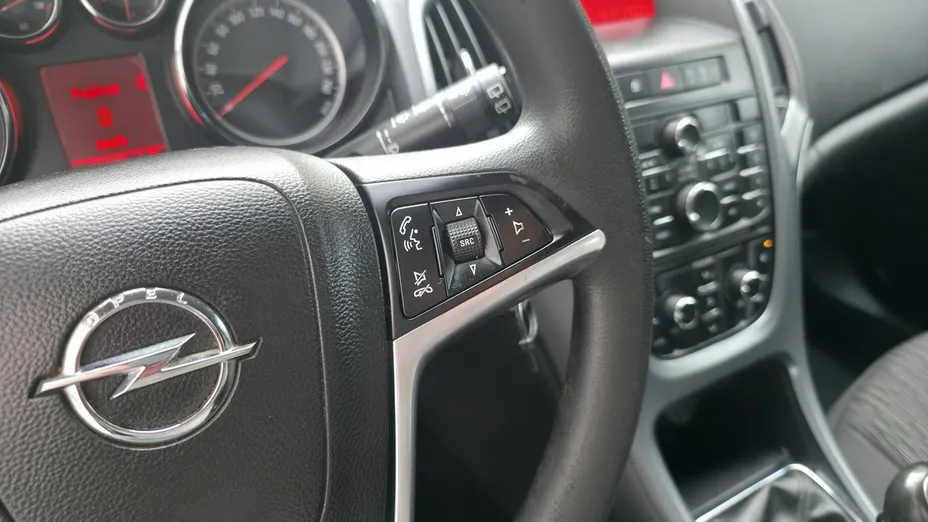 OPEL Astra -