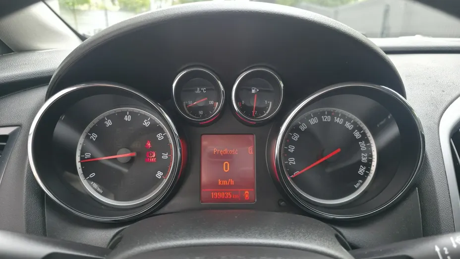 OPEL Astra -
