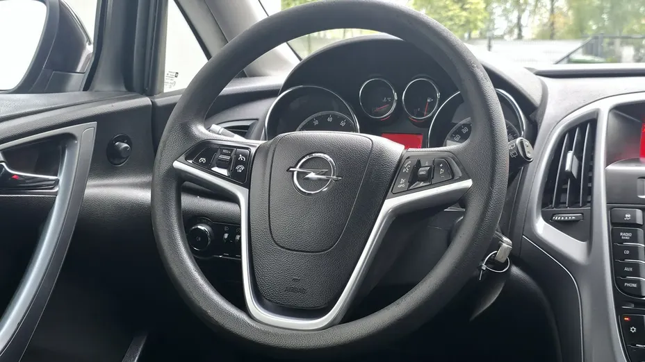 OPEL Astra -