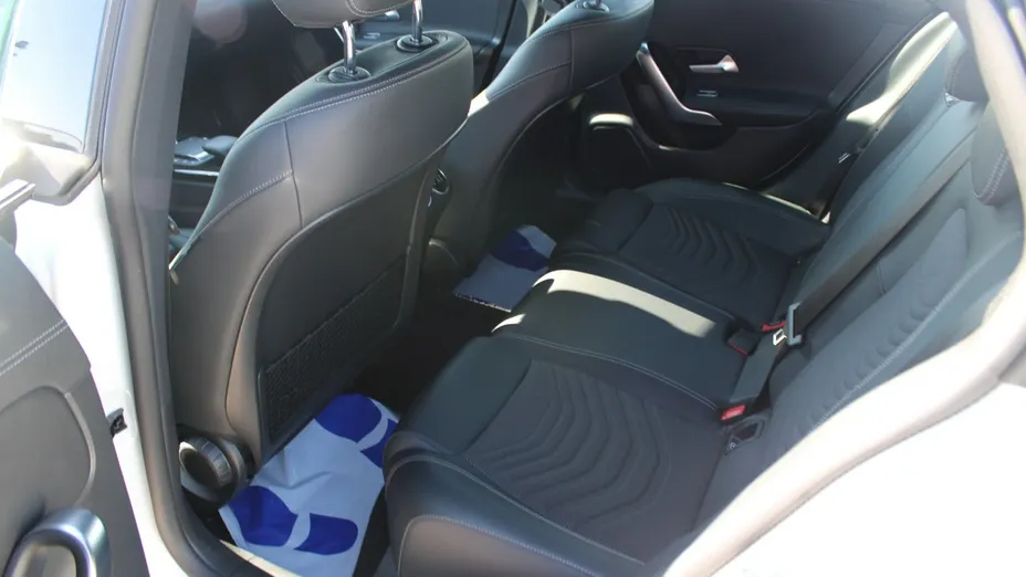 MERCEDES-BENZ CLA -
