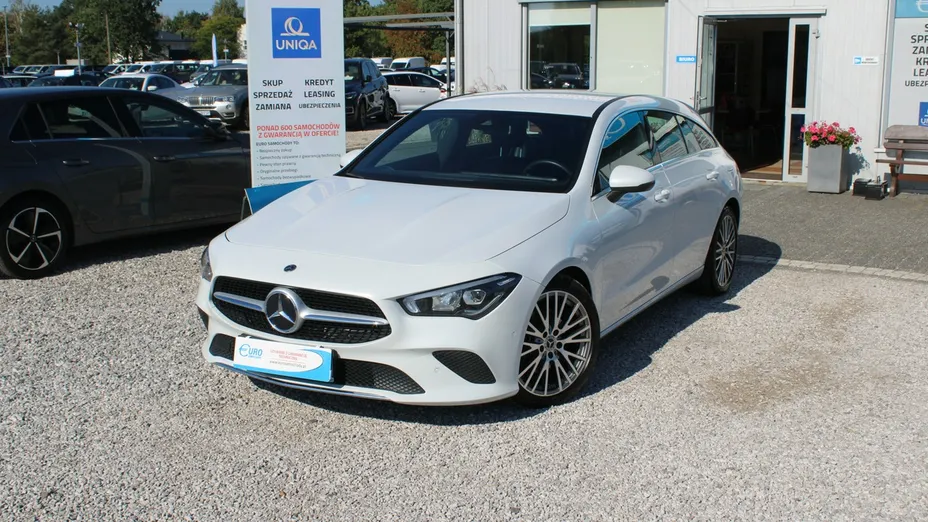 MERCEDES-BENZ CLA -