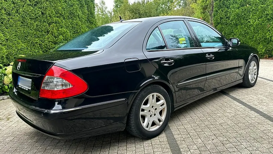 MERCEDES-BENZ E Klasa -