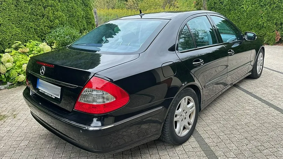 MERCEDES-BENZ E Klasa -