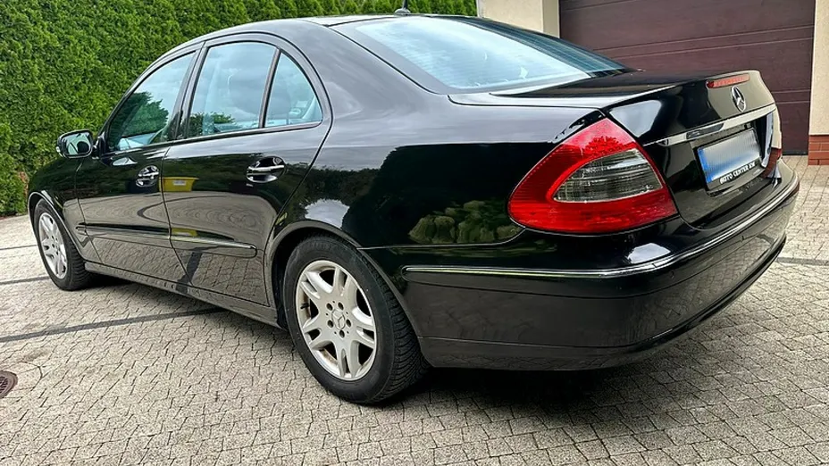 MERCEDES-BENZ E Klasa -
