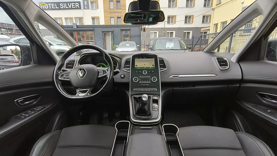 RENAULT Grand Scenic -