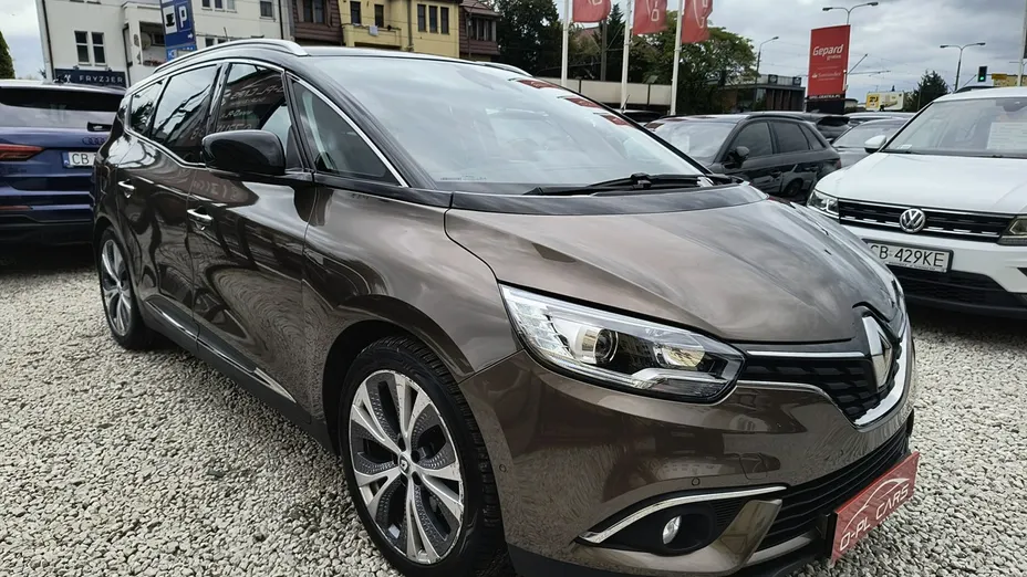 RENAULT Grand Scenic -