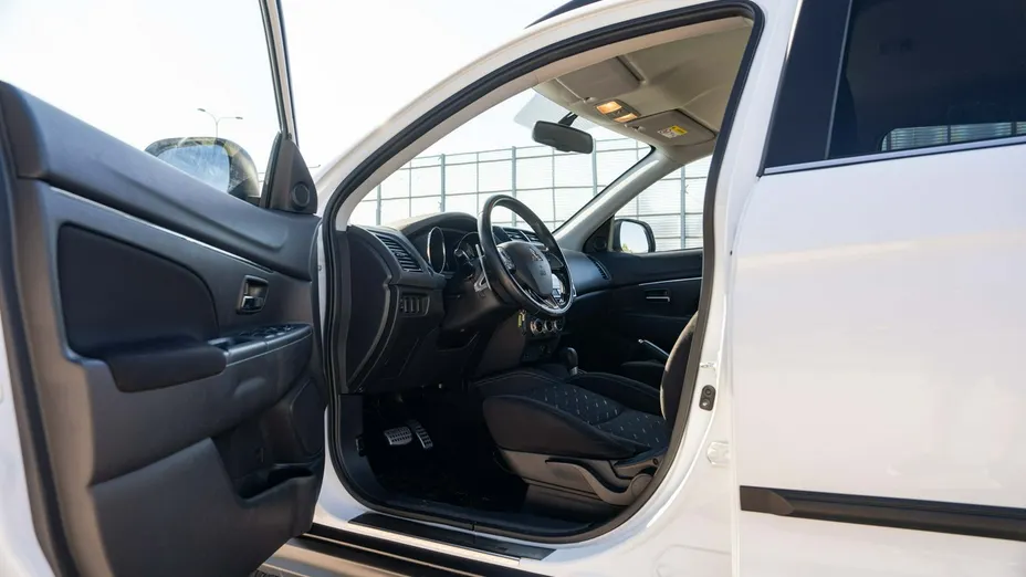 MITSUBISHI ASX -