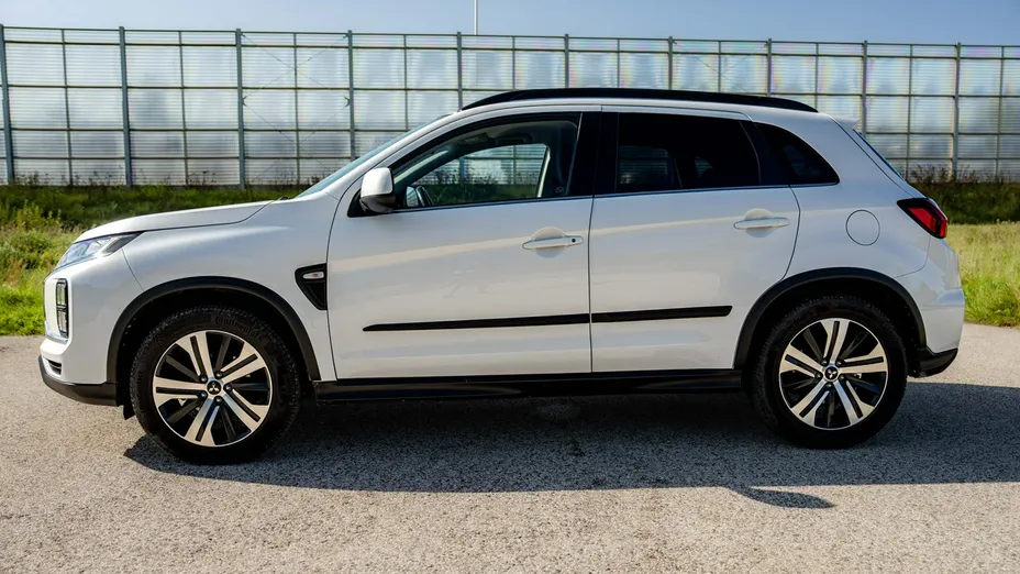 MITSUBISHI ASX -