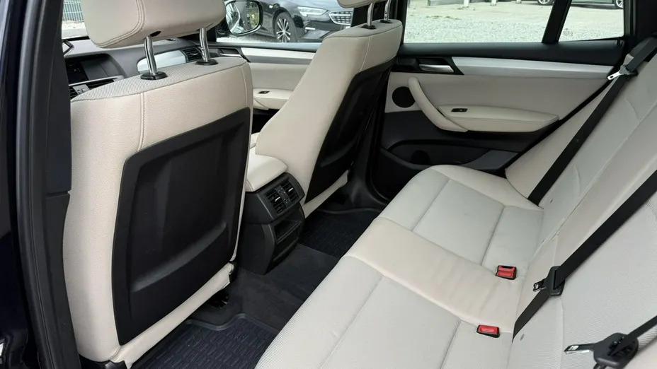 BMW X3 -