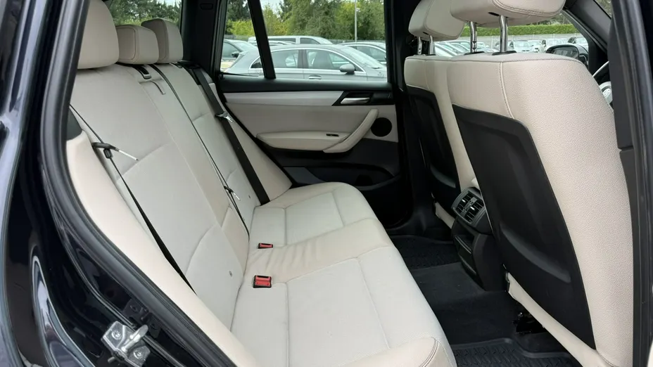 BMW X3 -