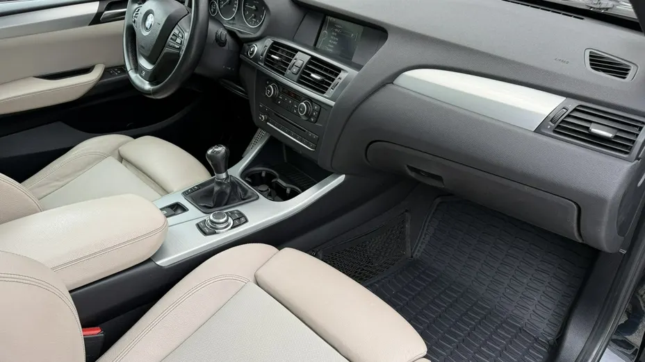 BMW X3 -