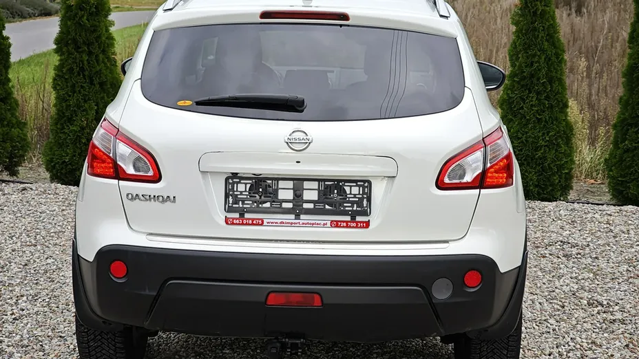 NISSAN Qashqai -